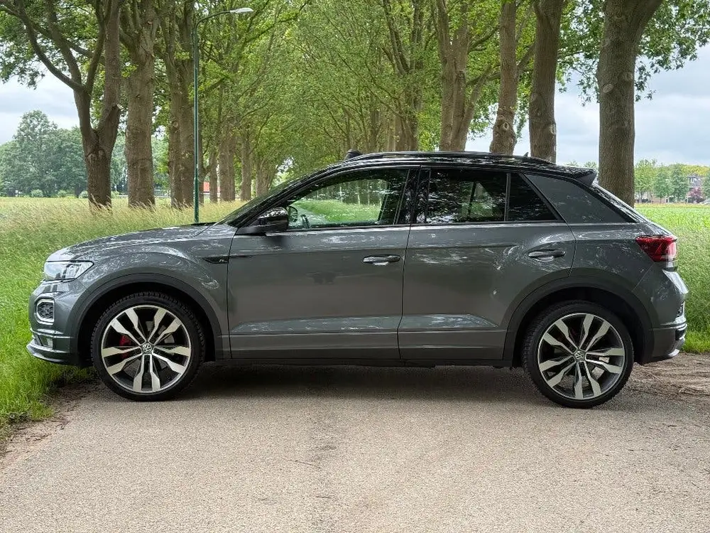 Volkswagen T-Roc R-Line 1.5 TSI DSG|PANO|VIRTUEEL|BEATS|LANE uit 2020, foto 4