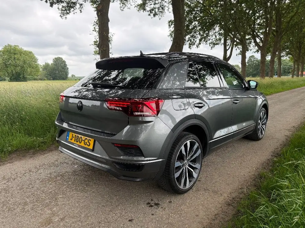 Volkswagen T-Roc R-Line 1.5 TSI DSG|PANO|VIRTUEEL|BEATS|LANE uit 2020, foto 9