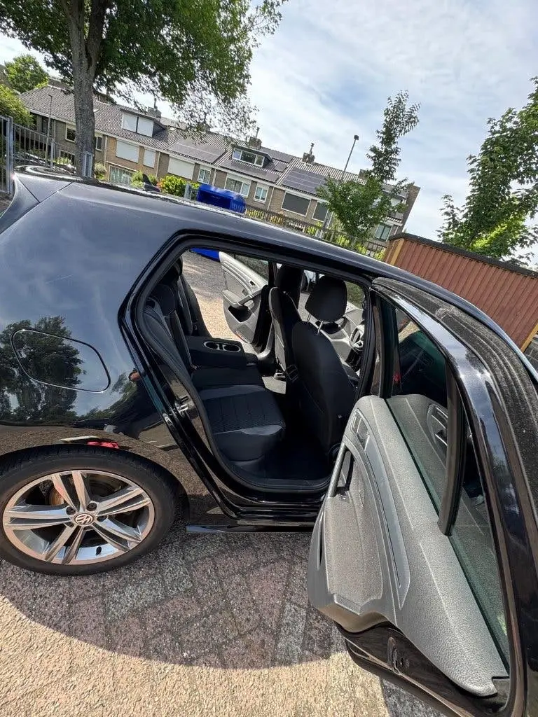 Volkswagen Golf VII Golf 1.5 R lin volgopties 150pk 2019 Zwart uit 2019, foto 10