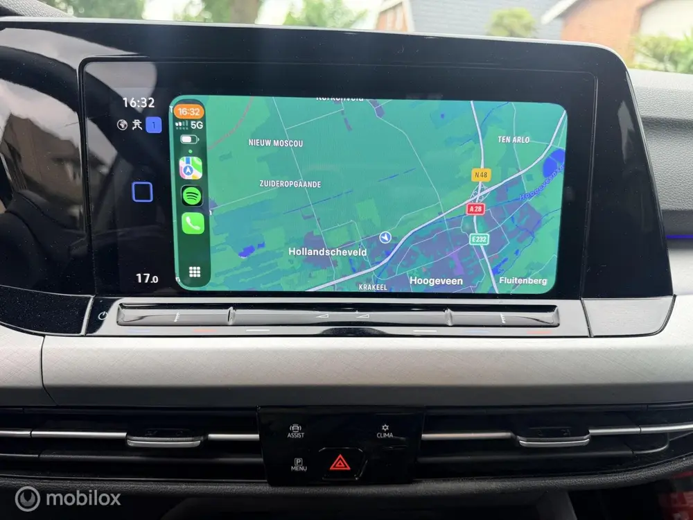 Volkswagen Golf Variant VW Golf 8 Variant 1.0 TSI Life Business luxe uitvoering uit 2021, foto 17