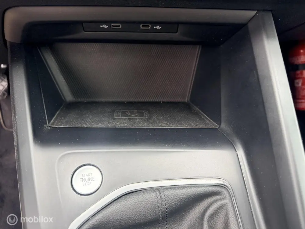 Volkswagen Golf Variant VW Golf 8 Variant 1.0 TSI Life Business luxe uitvoering uit 2021, foto 18