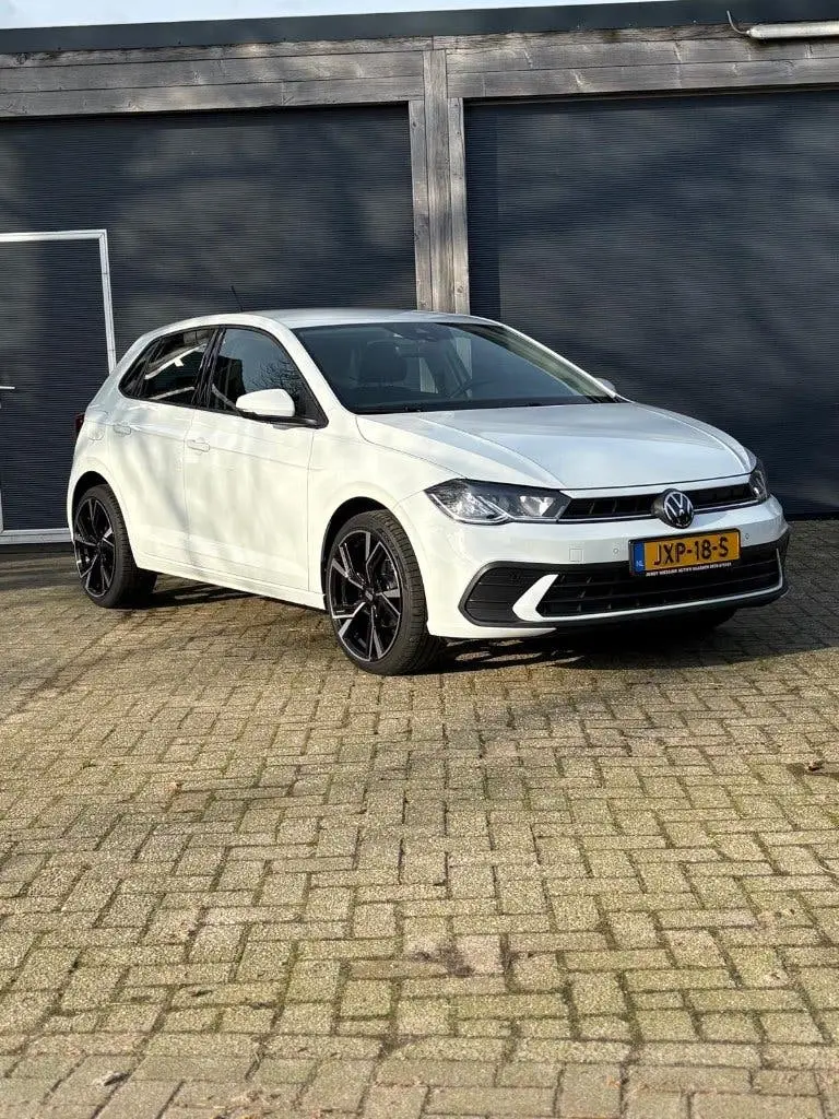Volkswagen Polo 1.0 MPI 80pk 2022 Wit uit 2022, foto 3