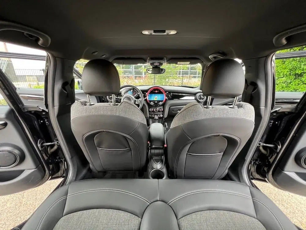 Mini Overig 5-deurs 1.5i Sportstoelen CarPlay Airco Le uit 2022, foto 12