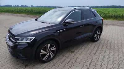 Volkswagen T-Roc 1.0 TSI 110pk 2023 Zwart uit 2023