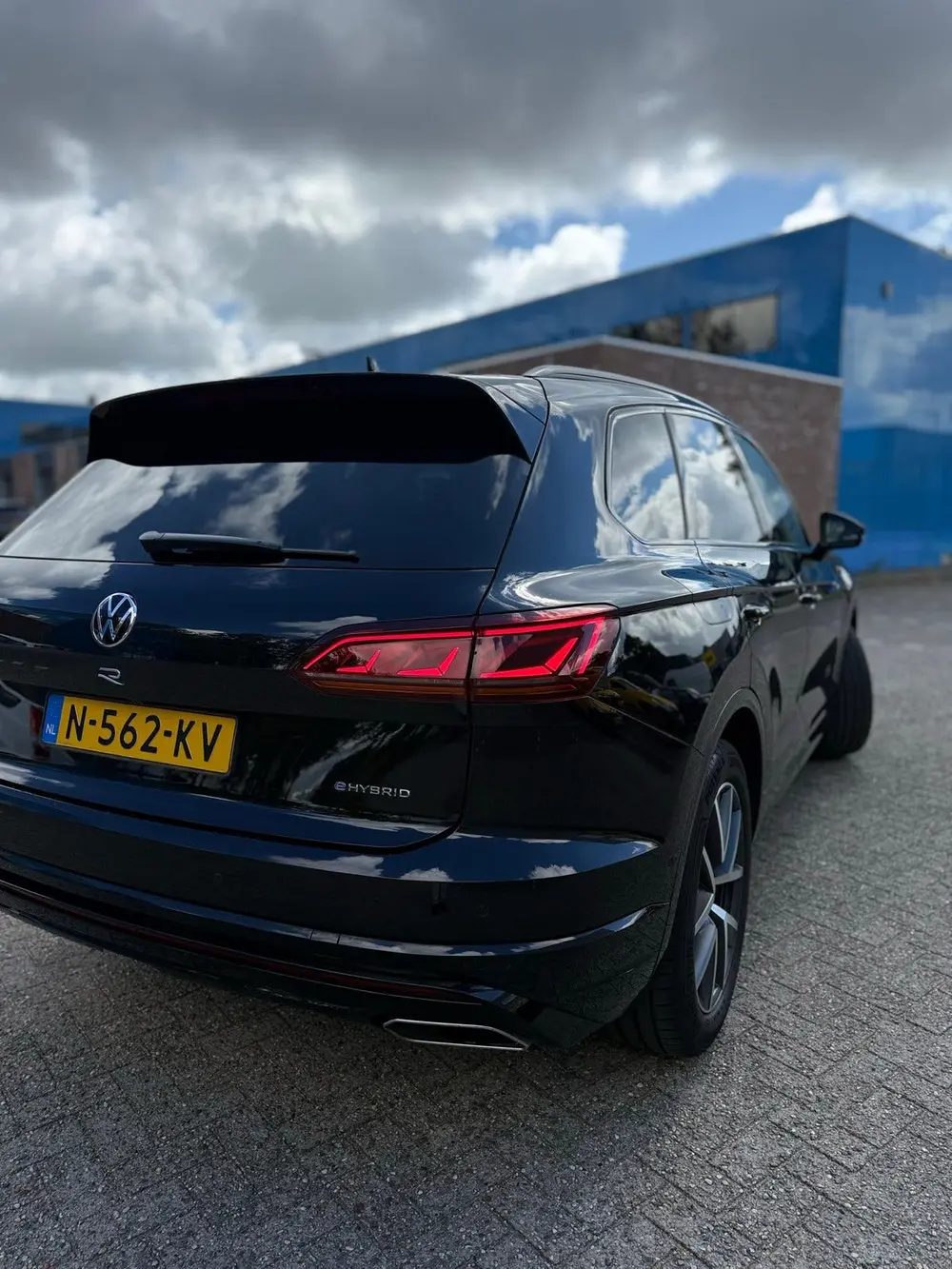 Volkswagen Touareg R-Line 3.0 TSI 462pk 4MOTION Luchtvering uit 2020, foto 8