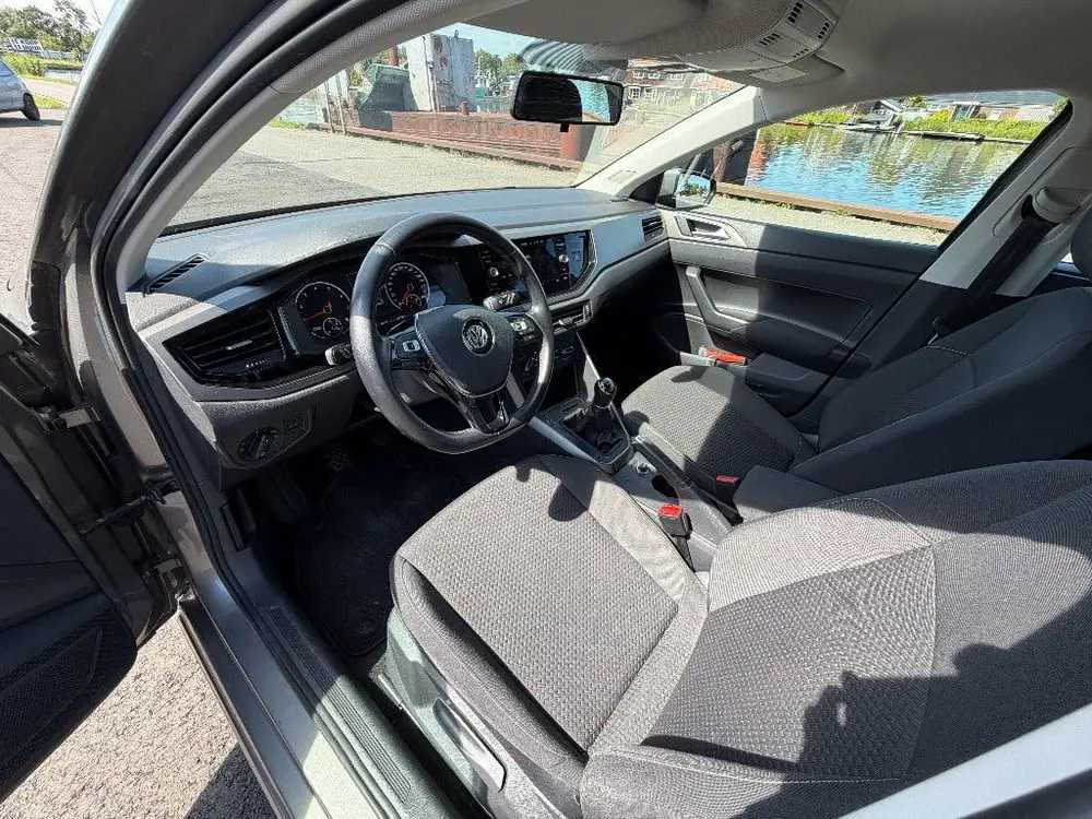 Volkswagen Polo 1.0 TSI Comfortline 95pk 2020 Grijs uit 2020, foto 14