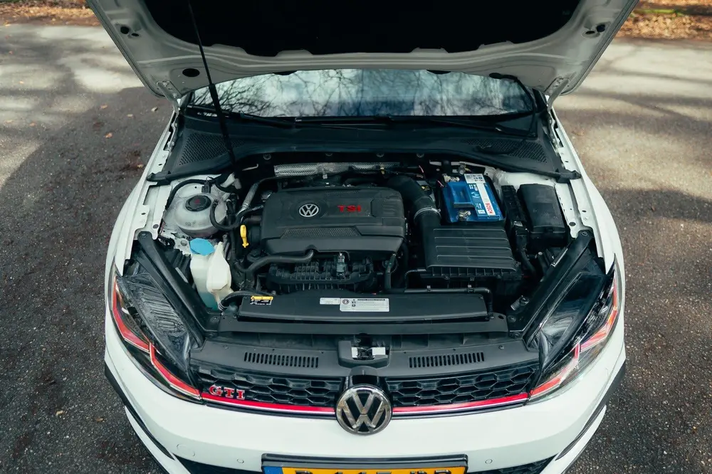 Volkswagen Golf VII Golf 2.0 TSI 290pk 7-DSG 2019 Wit uit 2019, foto 9