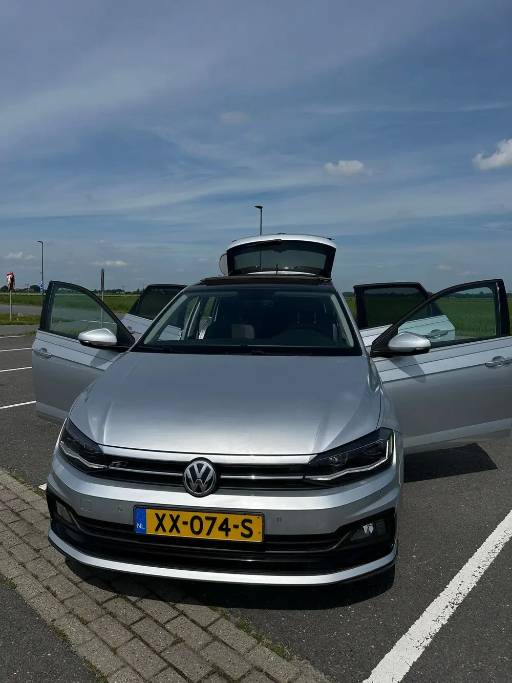 Volkswagen Polo 1.0 TSI 95pk 7-DSG 2019 Grijs uit 2019, foto 11