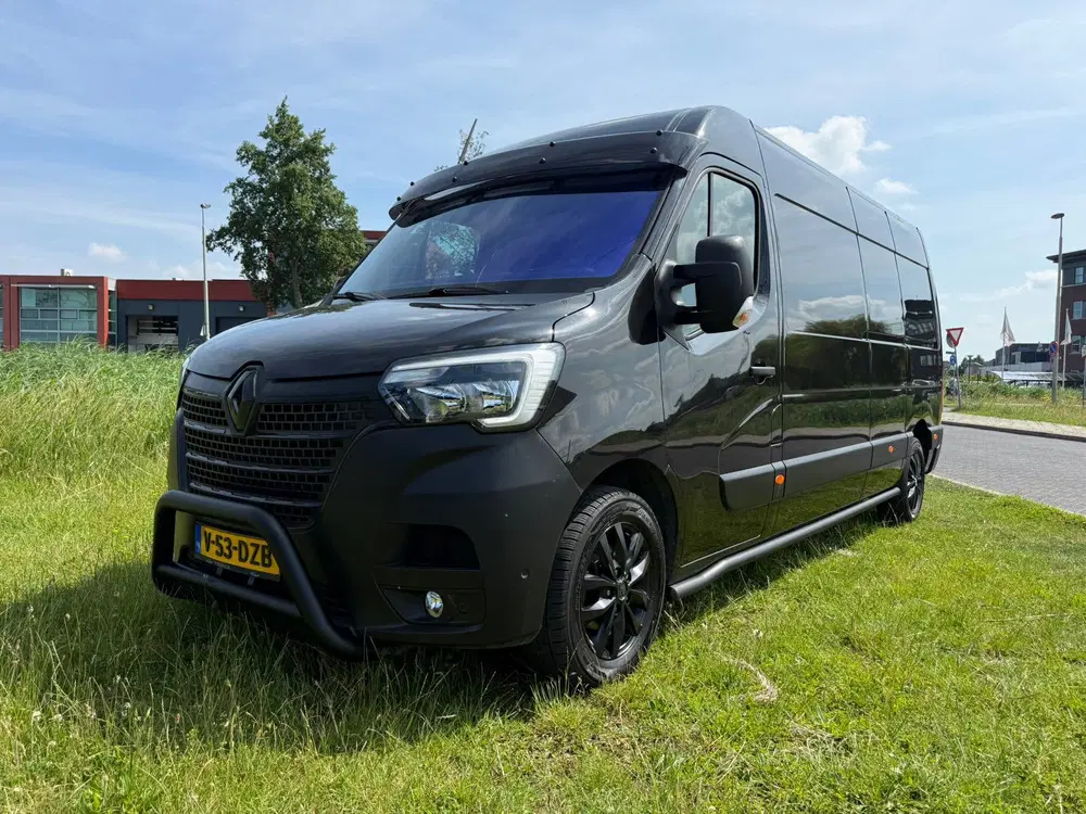 Renault Master 2.3 135pk L3H2 T35 G EDITION ZWART euro 6 uit 2024