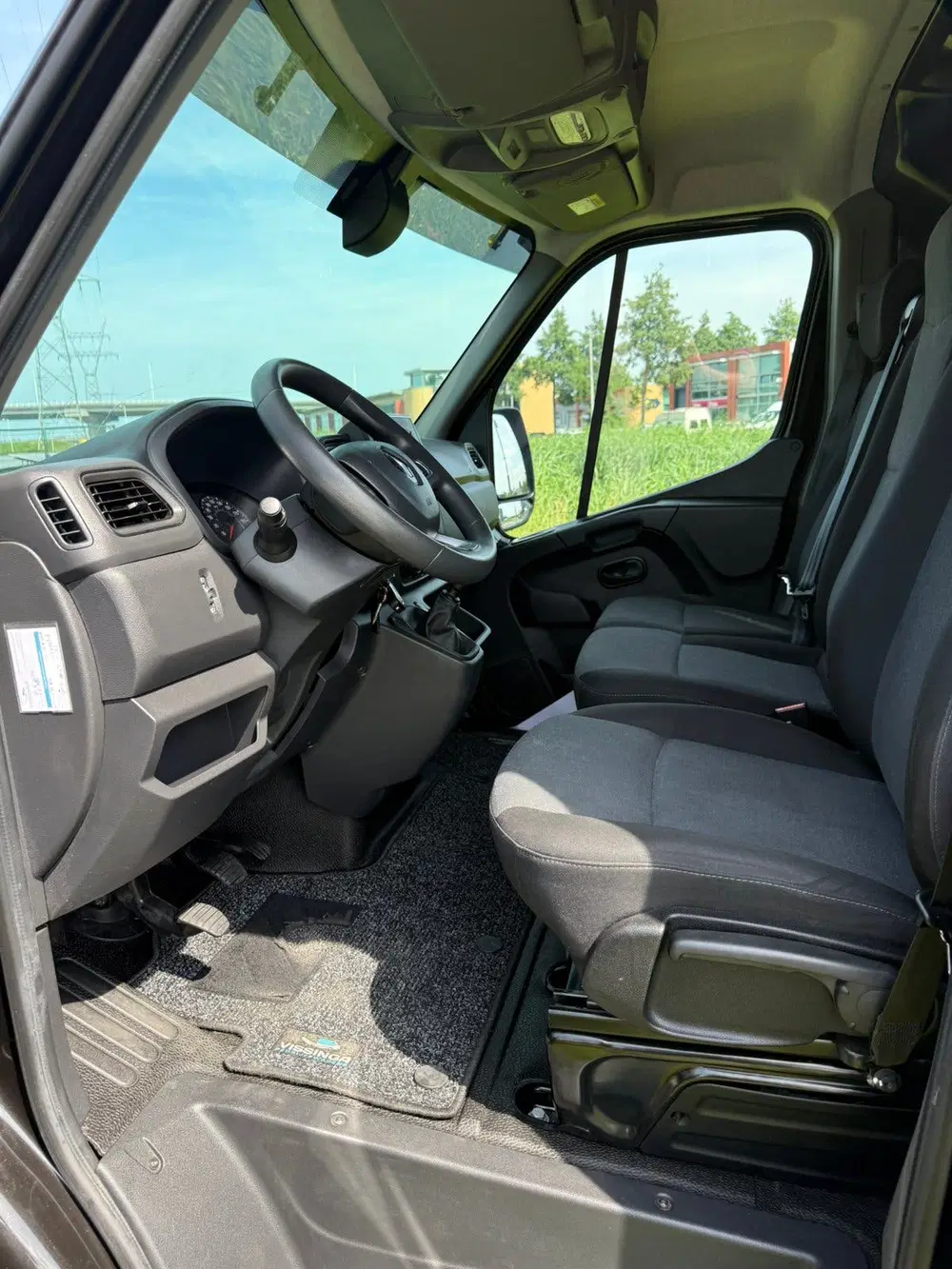 Renault Master 2.3 135pk L3H2 T35 G EDITION ZWART euro 6 uit 2024, foto 5