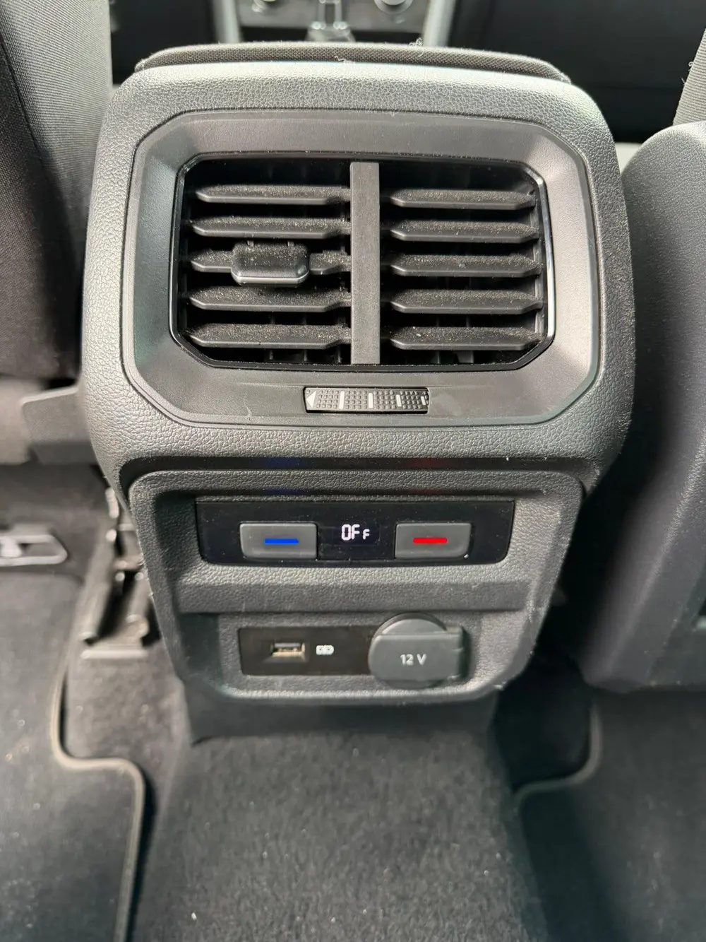 Volkswagen Tiguan 1.5 TSI Camera | CarPlay | Stoelverwarming uit 2019, foto 20