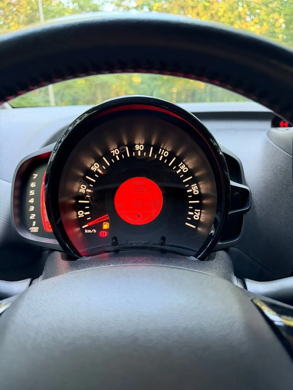 Peugeot 108 1.0 E-vti 72pk 5D 2019 Grijs Cabrio Top St uit 2019, foto 14