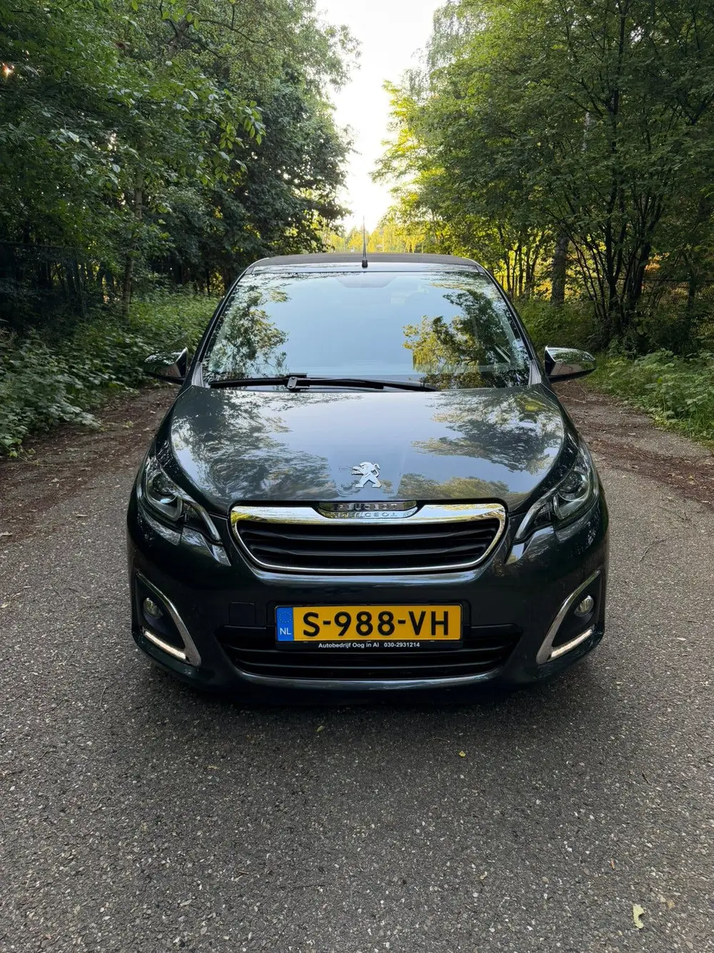 Peugeot 108 1.0 E-vti 72pk 5D 2019 Grijs Cabrio Top St uit 2019, foto 3