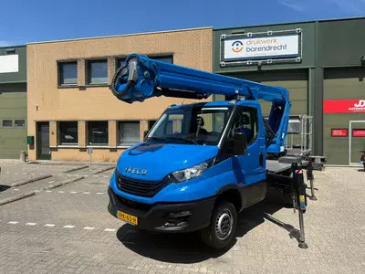 Iveco Daily Hoogwerker 24 meter bouwjaar 2022 12000km uit 2022
