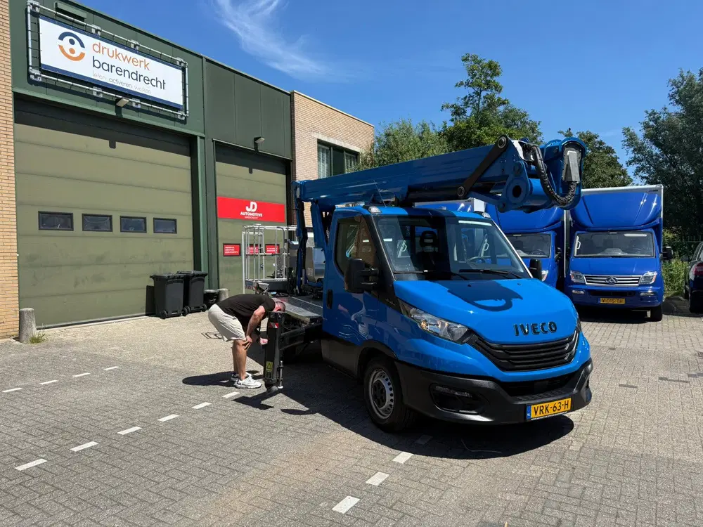 Iveco Daily Hoogwerker 24 meter bouwjaar 2022 12000km uit 2022, foto 5
