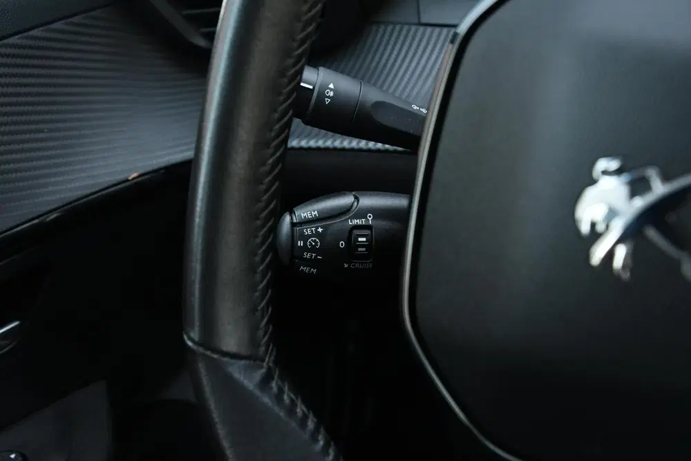 Peugeot 208 EV Active Pack 50 kWh uit 2021, foto 14