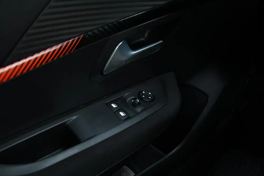 Peugeot 208 EV Active Pack 50 kWh uit 2021, foto 15