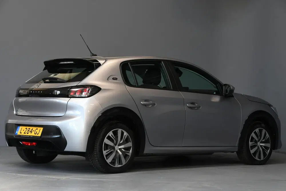 Peugeot 208 EV Active Pack 50 kWh uit 2021, foto 7