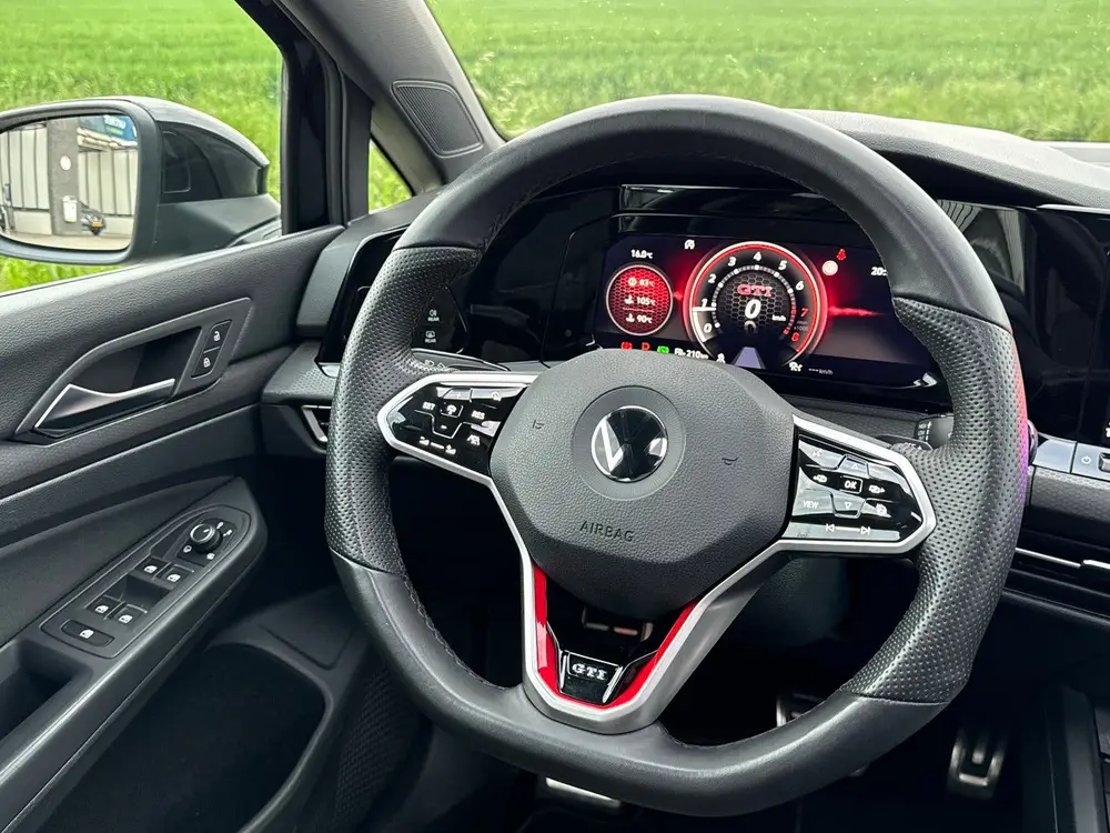 Volkswagen Golf 2.0 TSI 245pk Pano / LED / Camera Aut. uit 2020, foto 16