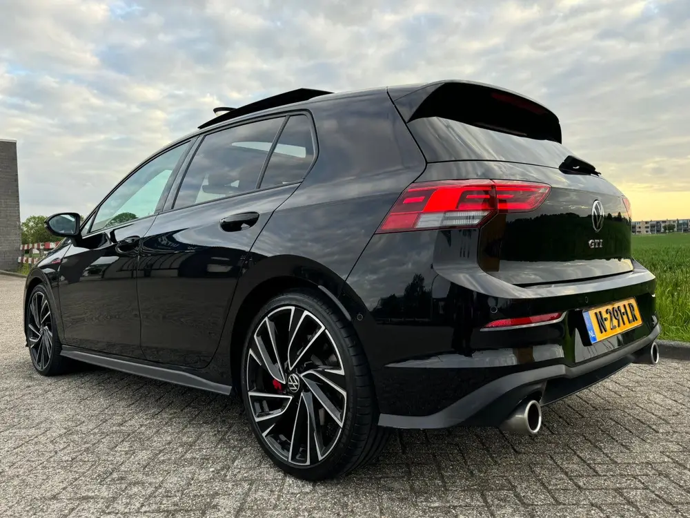 Volkswagen Golf 2.0 TSI 245pk Pano / LED / Camera Aut. uit 2020, foto 5