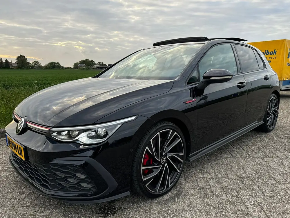 Volkswagen Golf 2.0 TSI 245pk Pano / LED / Camera Aut. uit 2020, foto 7