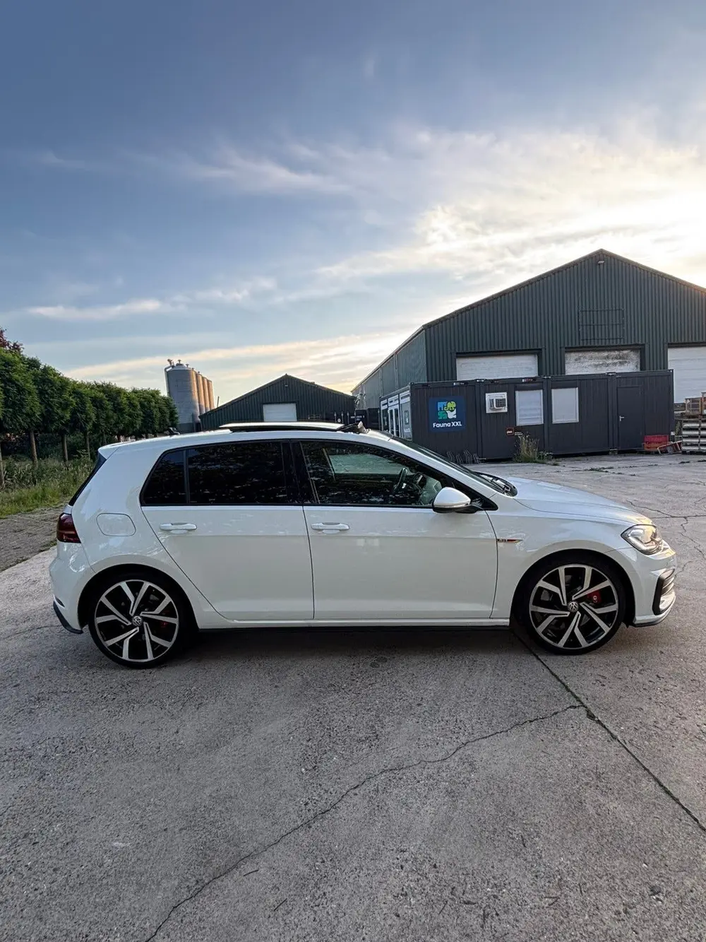 Volkswagen Golf VII GTI Performance 2.0 TSI 245pk 7-DSG 5D 2019 Wit uit 2019, foto 3