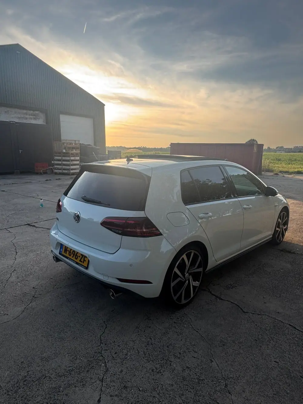 Volkswagen Golf VII GTI Performance 2.0 TSI 245pk 7-DSG 5D 2019 Wit uit 2019, foto 7
