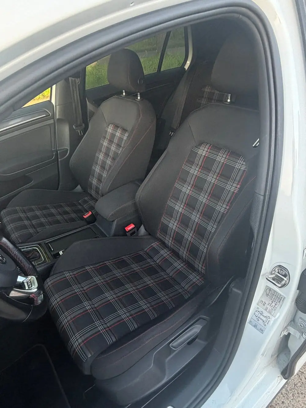 Volkswagen Golf VII GTI Performance 2.0 TSI 245pk 7-DSG 5D 2019 Wit uit 2019, foto 9