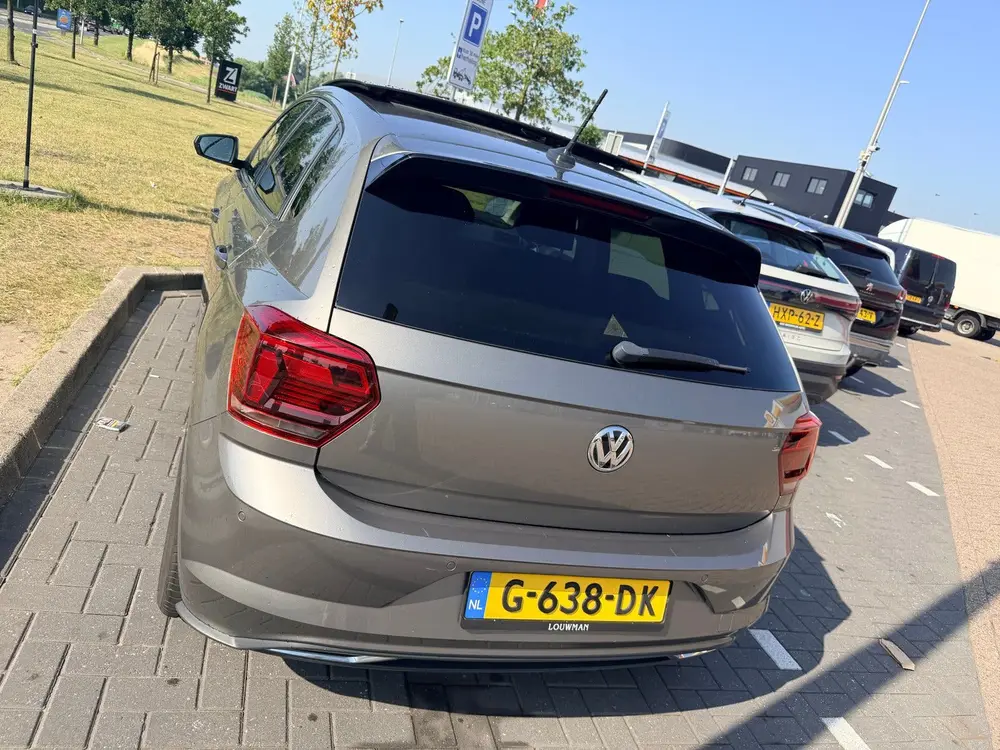 Volkswagen Polo R line ext. Volkswagen Polo 1.0 TSI 95pk 7-DSG 2019 Grijs uit 2019, foto 12