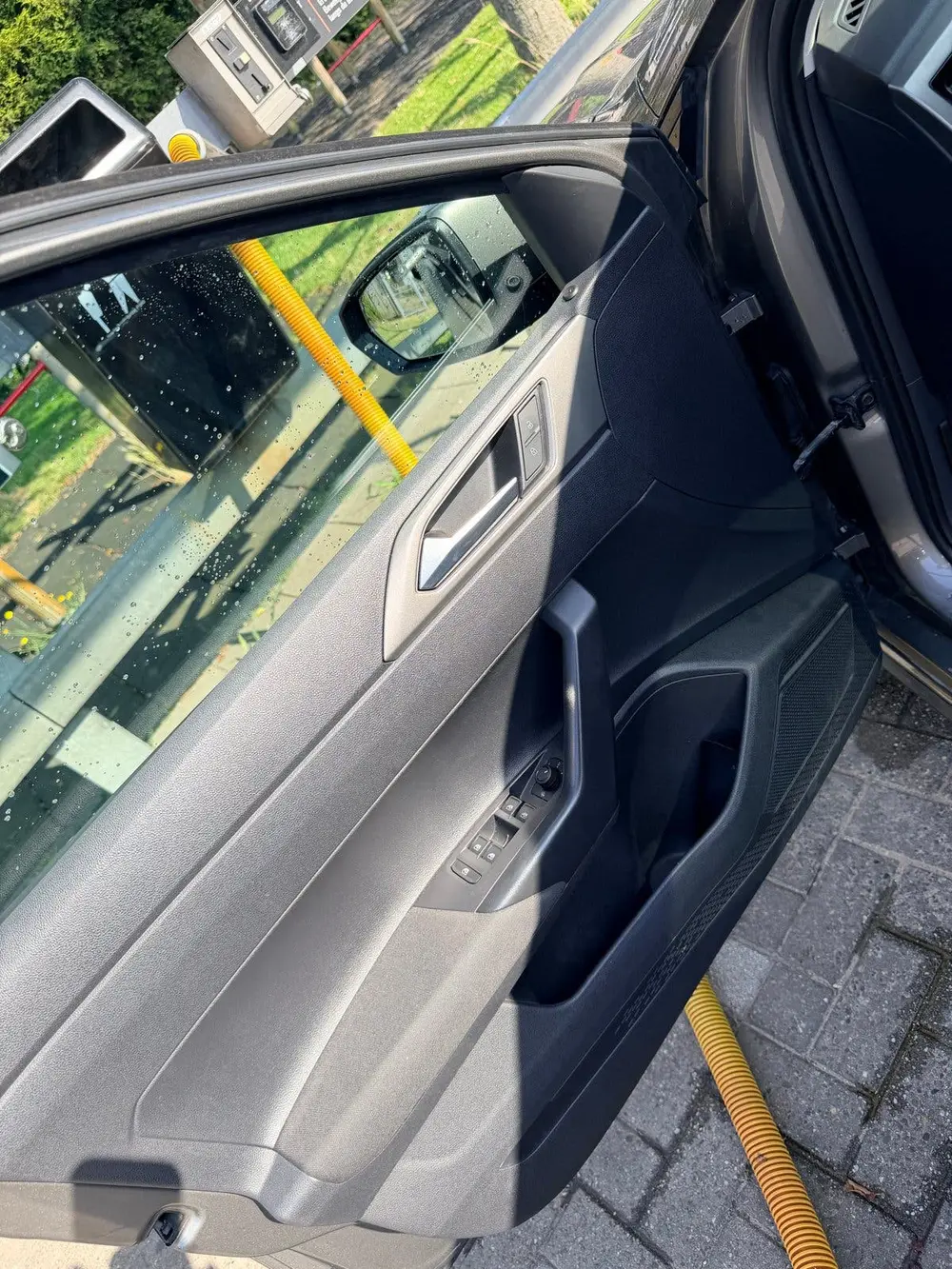 Volkswagen Polo R line ext. Volkswagen Polo 1.0 TSI 95pk 7-DSG 2019 Grijs uit 2019, foto 16