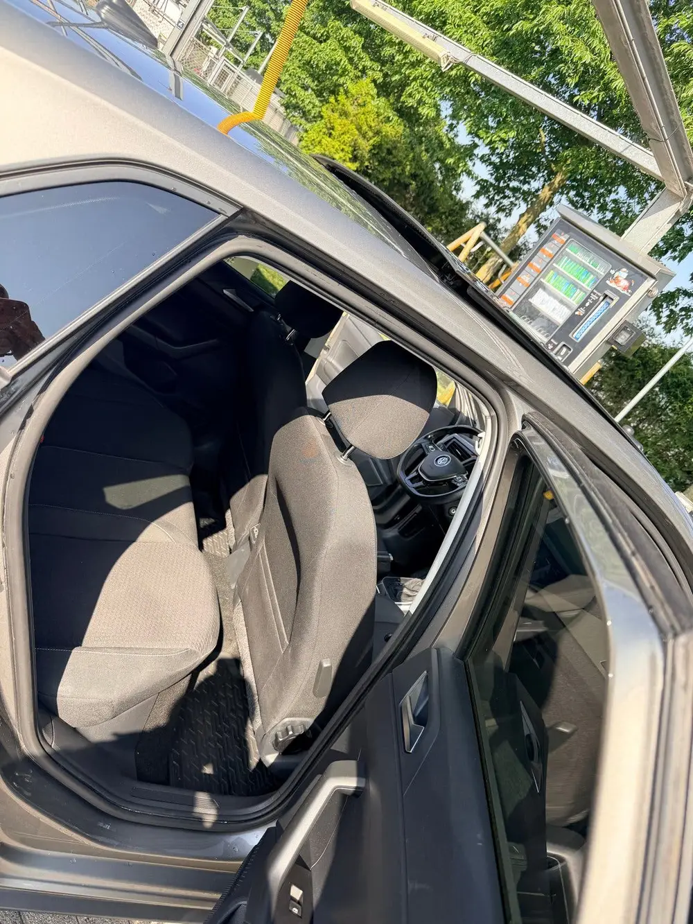 Volkswagen Polo R line ext. Volkswagen Polo 1.0 TSI 95pk 7-DSG 2019 Grijs uit 2019, foto 19