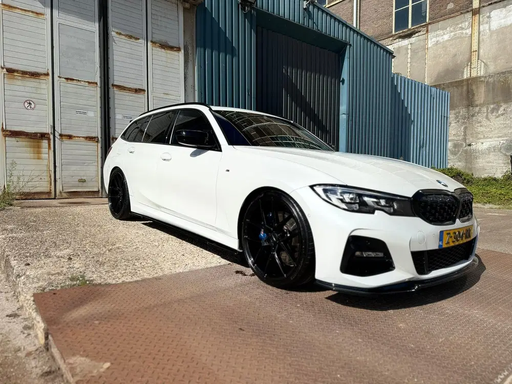 BMW 3-serie 330e Touring M Sport Panorama Ha uit 2020, foto 3