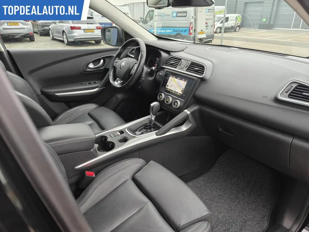Renault Kadjar 1.3 TCe intens Automaat uit 2019, foto 19