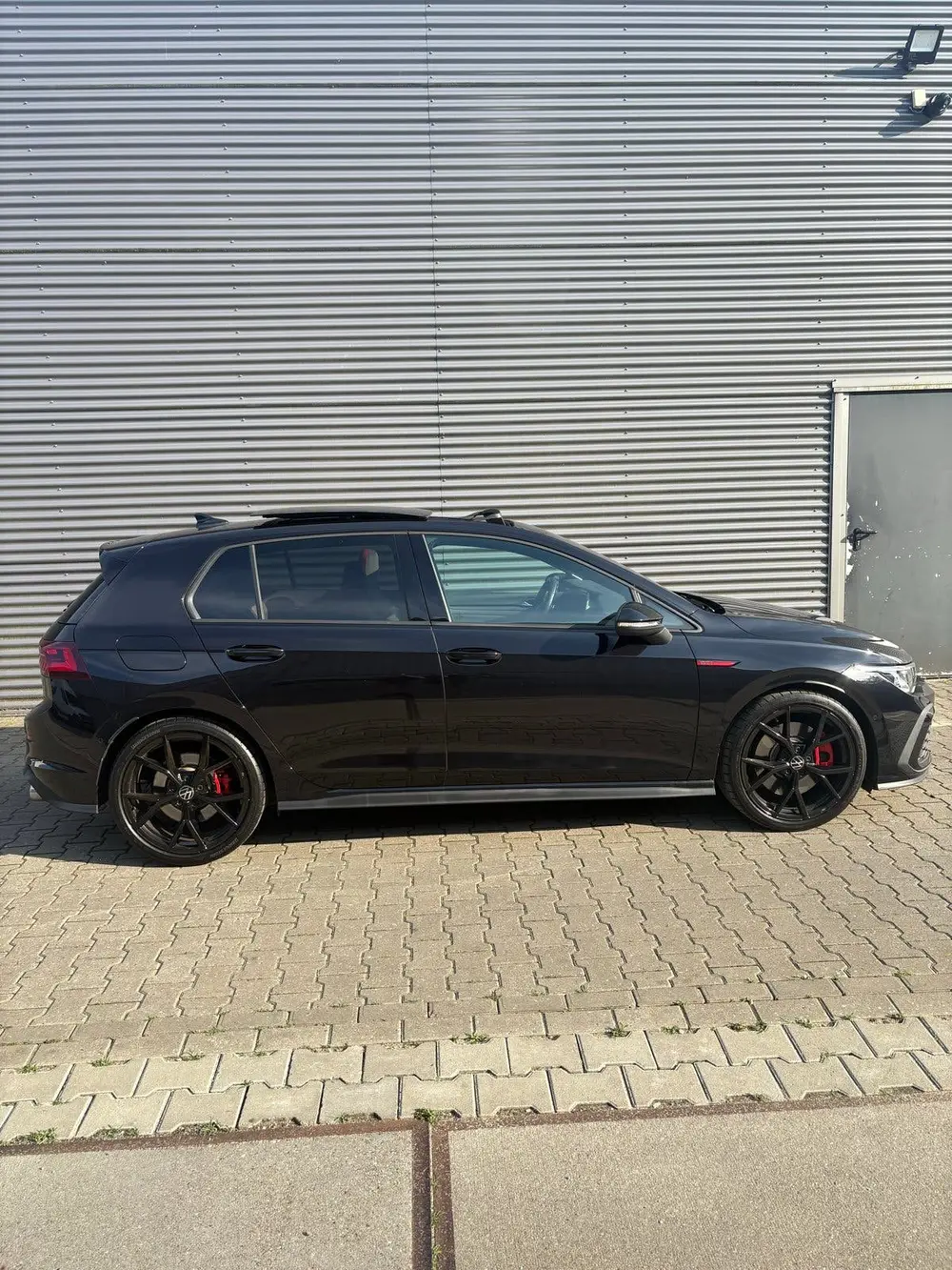 Volkswagen Golf 2.0 TSI 245pk 7-DSG 2022 Zwart uit 2022, foto 4