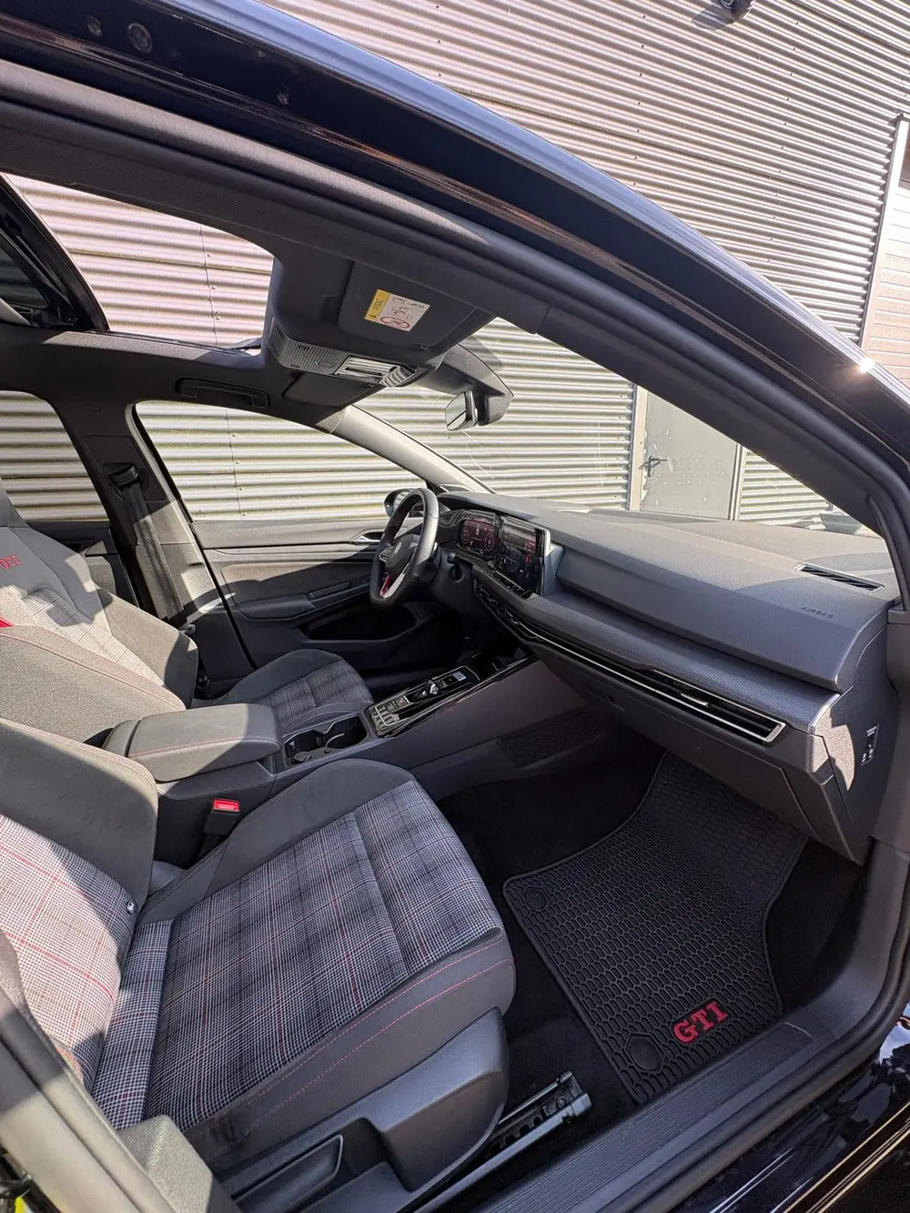Volkswagen Golf 2.0 TSI 245pk 7-DSG 2022 Zwart uit 2022, foto 8