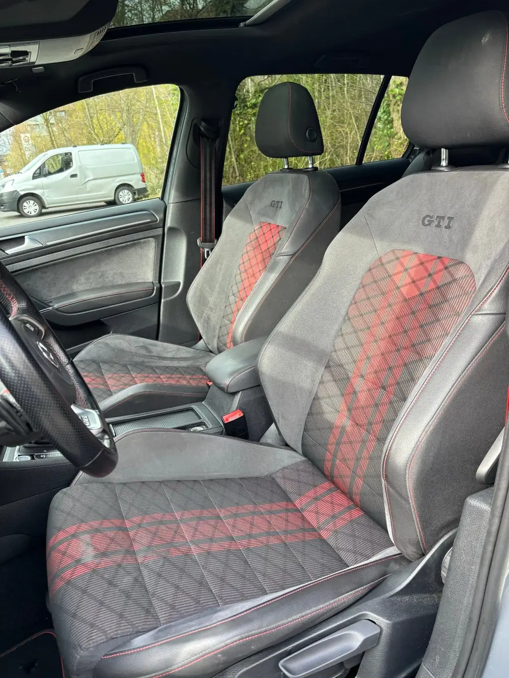 Volkswagen Golf VII Golf GTI TCR 2.0 TSI 290pk AKRA 7-DSG 2019 Grijs uit 2019, foto 5
