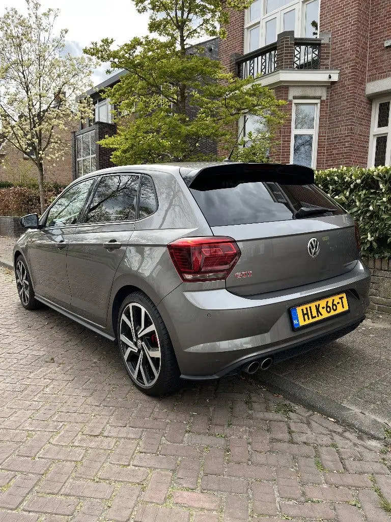 Volkswagen Polo GTI | 2.0 TSI | 200pk DSG | 18 inch uit 2019, foto 2