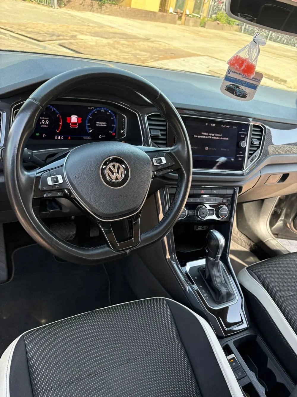 Volkswagen T-Roc 1.5 TSI 150pk 7-DSG 2019 Grijs uit 2019, foto 9
