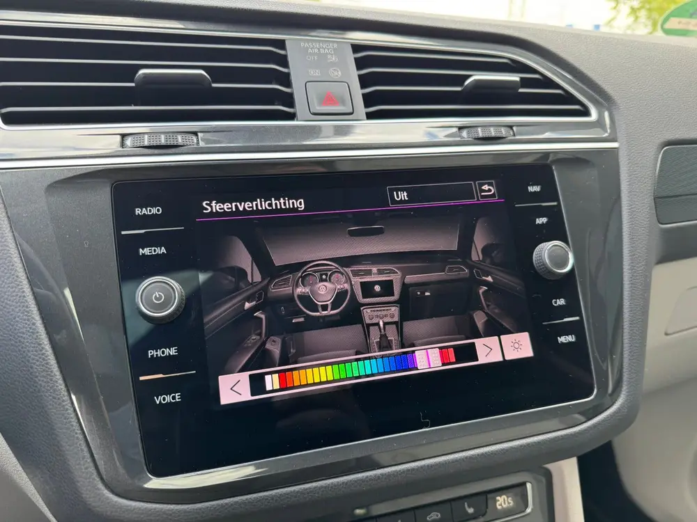 Volkswagen Tiguan 1.5 TSI R-Line I Pano I Leder I 360 Camera uit 2019, foto 16