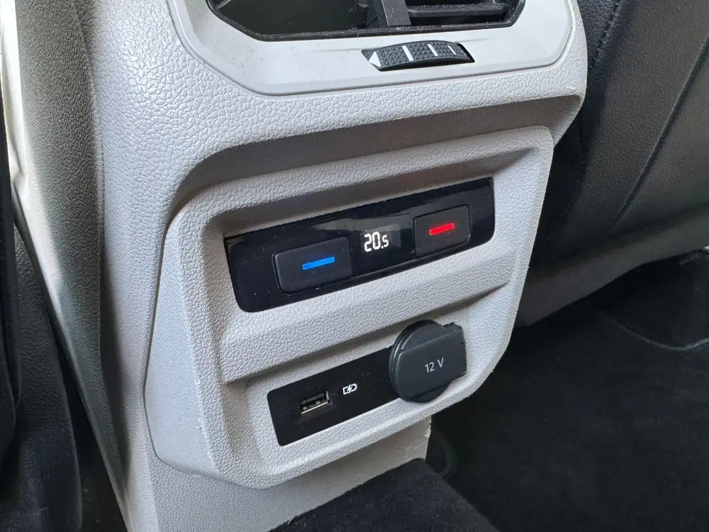 Volkswagen Tiguan 1.5 TSI R-Line I Pano I Leder I 360 Camera uit 2019, foto 20