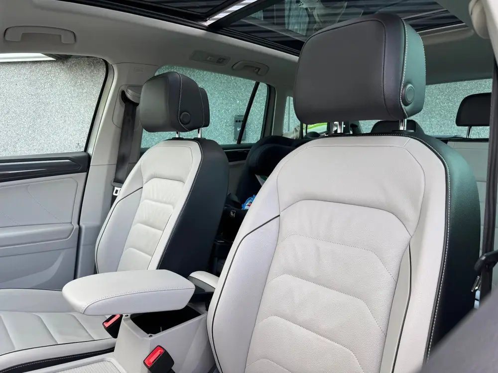 Volkswagen Tiguan 1.5 TSI R-Line I Pano I Leder I 360 Camera uit 2019, foto 3