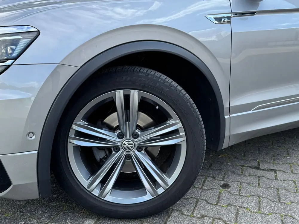 Volkswagen Tiguan 1.5 TSI R-Line I Pano I Leder I 360 Camera uit 2019, foto 8