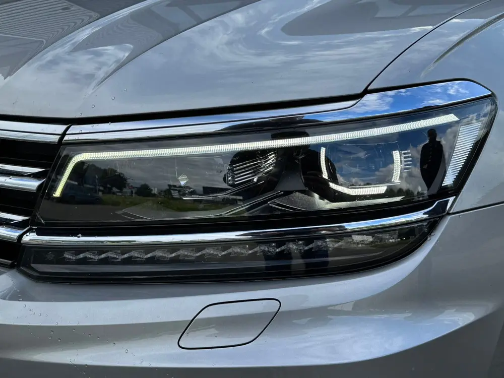 Volkswagen Tiguan 1.5 TSI R-Line I Pano I Leder I 360 Camera uit 2019, foto 9