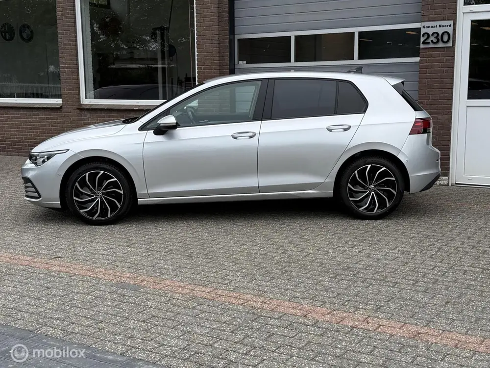 Volkswagen Golf 1.0 TSI NAVI/SFEER/CRUISE/STOEL.VW uit 2021, foto 2