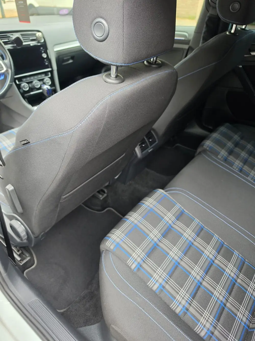 Volkswagen Golf 1.4 Ehybrid 204pk DSG 2020 Wit uit 2020, foto 19