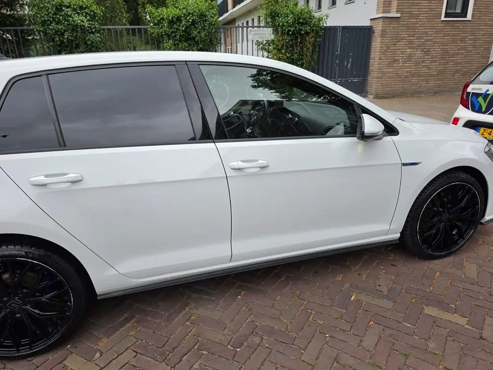 Volkswagen Golf 1.4 Ehybrid 204pk DSG 2020 Wit uit 2020, foto 4