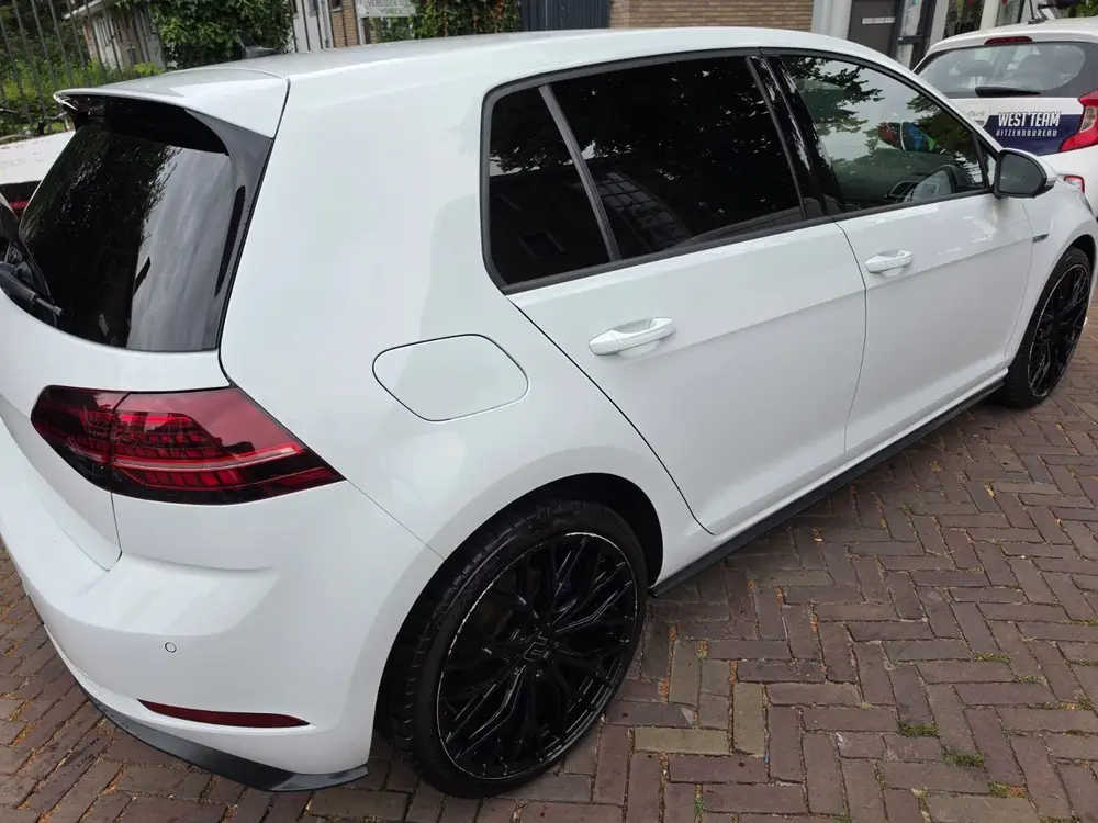Volkswagen Golf 1.4 Ehybrid 204pk DSG 2020 Wit uit 2020, foto 5