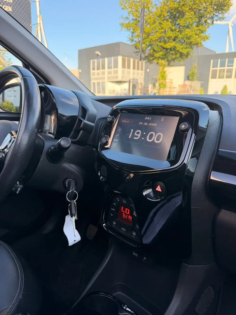 Citroën C1 1.0 VTi 72PK S&S 5D 2019 Wit uit 2019, foto 16