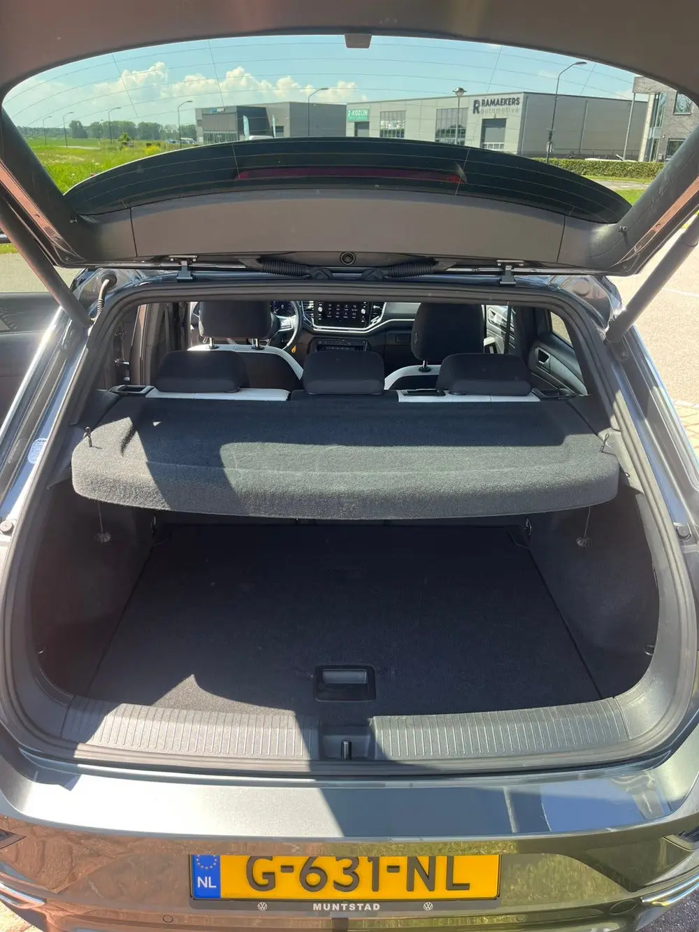 Volkswagen T-Roc 1.5 TSI 150pk 2019 Grijs uit 2019, foto 13