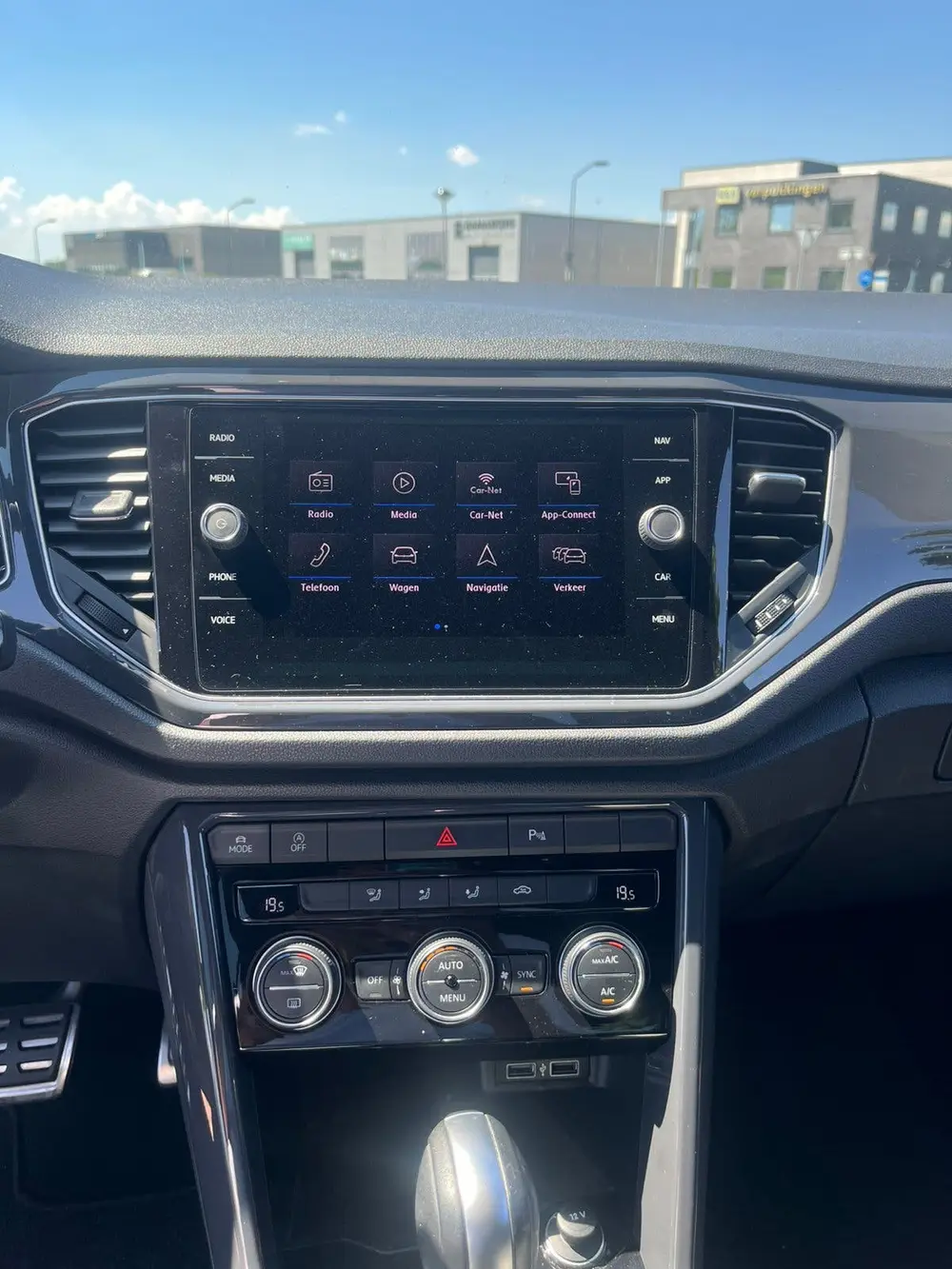 Volkswagen T-Roc 1.5 TSI 150pk 2019 Grijs uit 2019, foto 17
